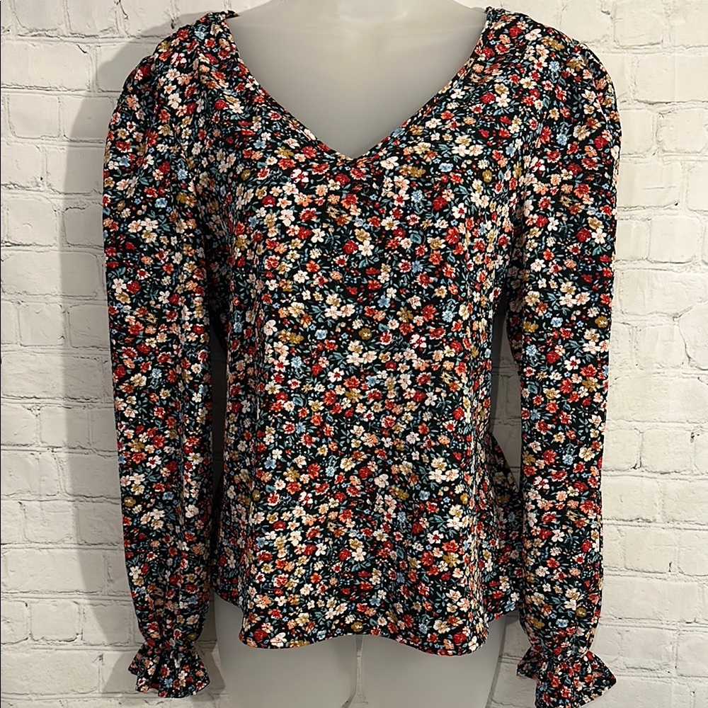 SHEIN Floral V-Neck Long Sleeve Top with lace and back tie